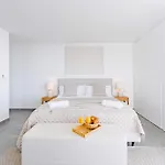 Villa Larisa - Private Heated Pool, Chill Out And Bbq Callao Salvaje