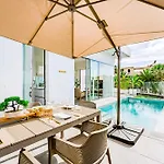 Larisa - Private Heated Pool, Chill Out And Bbq