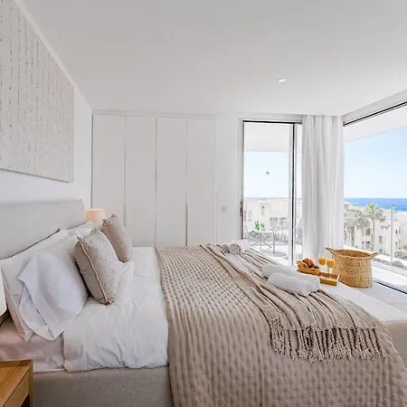 Larisa Callao Salvaje