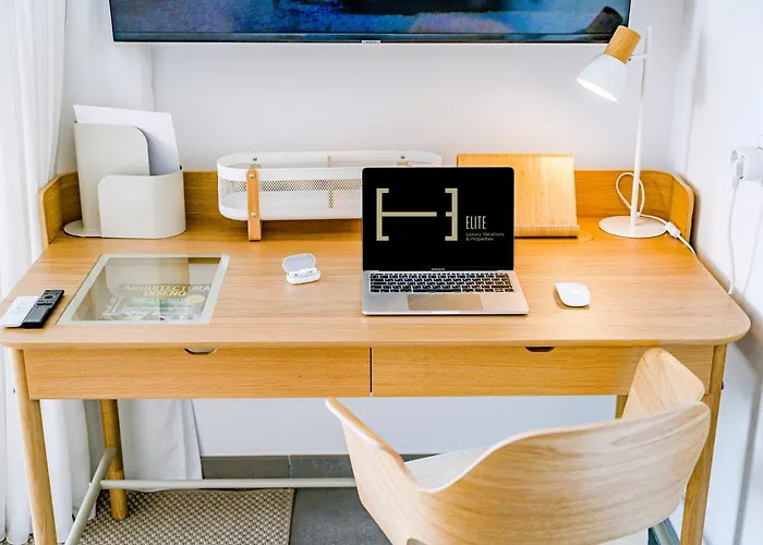 Larisa ヴィラ カジャオ・サルバヘ